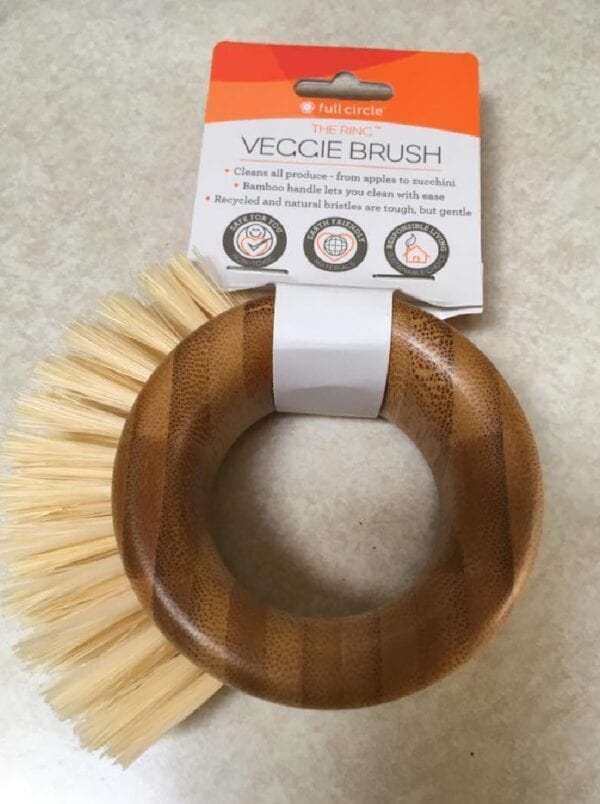 veggie brush wooden